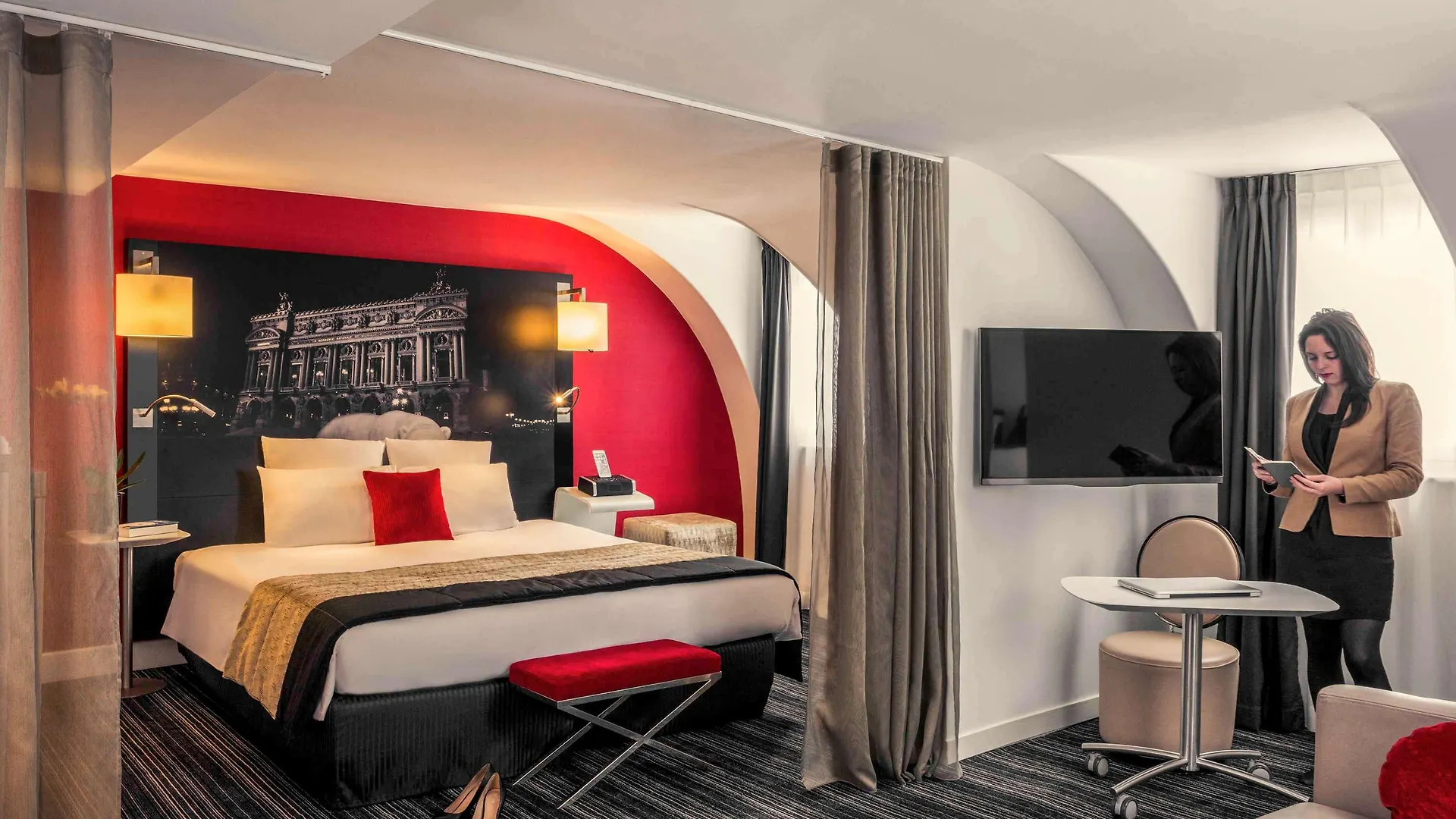 Mercure Opera Louvre 4*