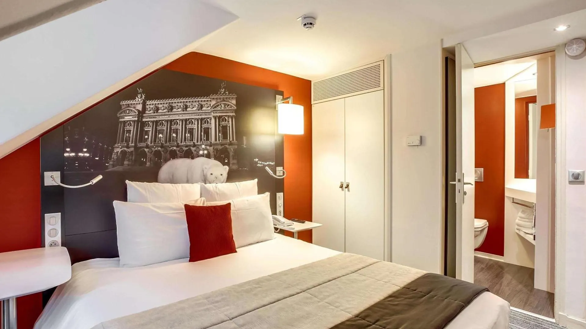 Mercure Opera Louvre Paris