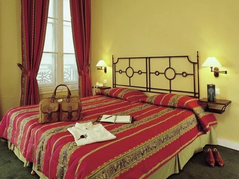 Mercure Opera Louvre Szálloda