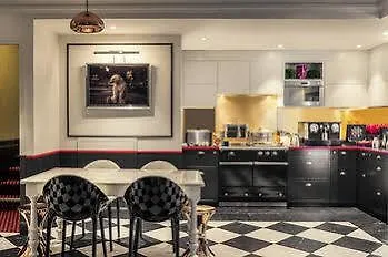 Mercure Opera Louvre Hotel