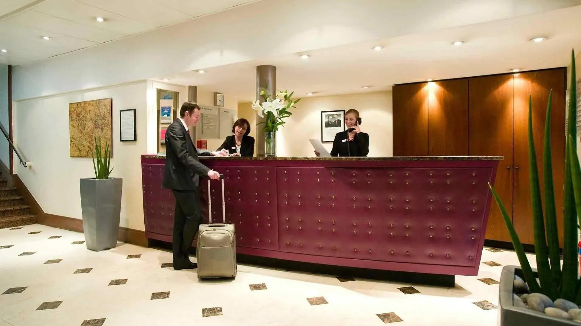 Hotel Mercure Opera Louvre