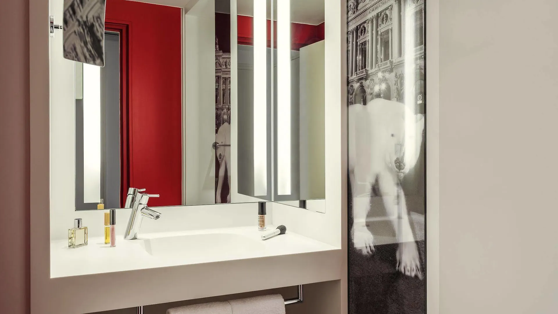 Mercure Opera Louvre Hotel 4*